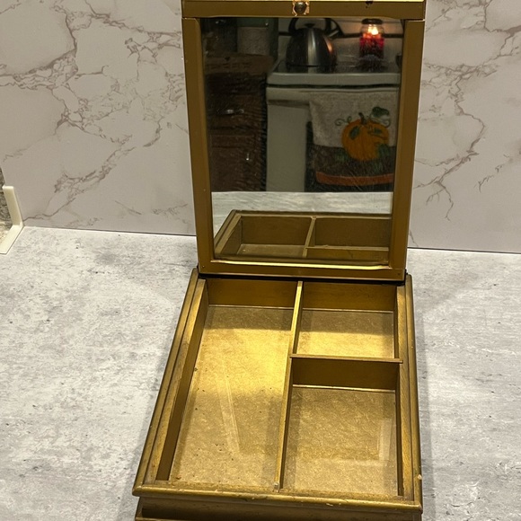 Vintage Vanity Box With Mirror and Print of a French 18th-Century Pastoral Scene - Picture 2 of 16
